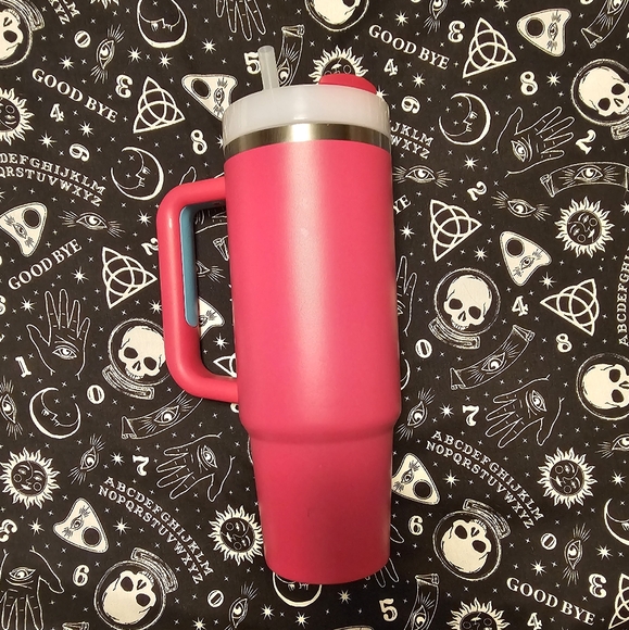 2 slightly used Stanley tumblers - Picture 7 of 10